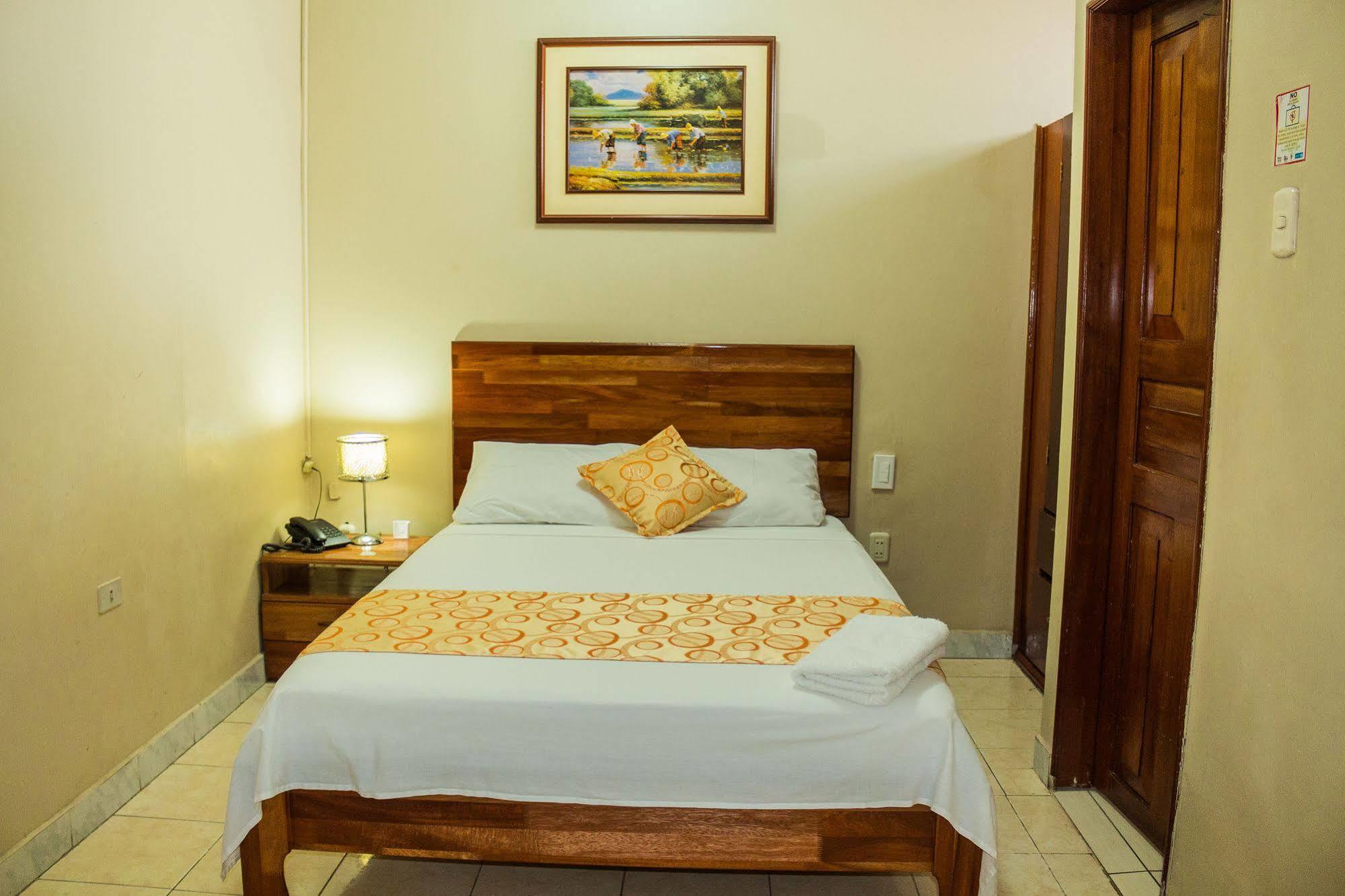 Hotel Golden Star Iquitos Luaran gambar
